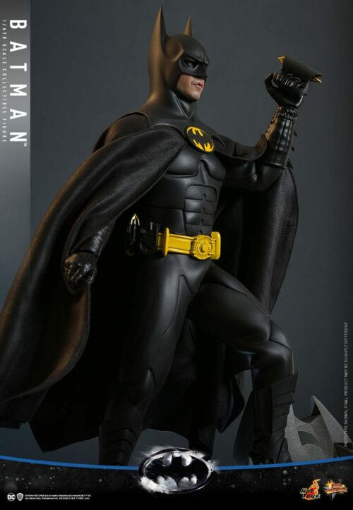 Batman Returns 1/6 Hot Toys Action Figure Batman