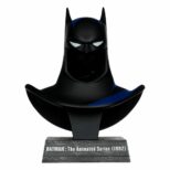 Batman: The Animated Series 1992 DC Direct Mini Replica 1/3 Batman Cowl Gold Label 19 cm McFarlane