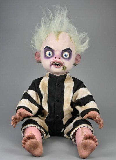 Beetlejuice Beetlejuice Prop Replica 1/1 Baby Beetlejuice Doll 49 cm Neca